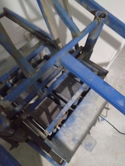 Продам станок для сплитерных кирпичей