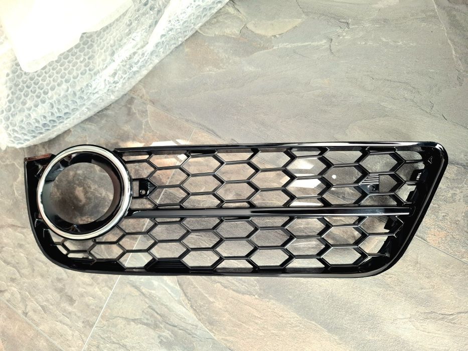Решетки за халоген тип пчелна пита за ауди А5