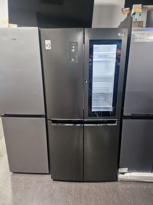 Side by side LG InstaView