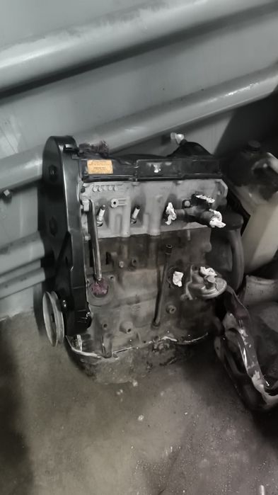 Продам мотор 1.8