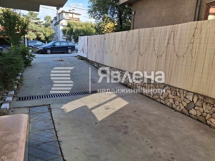 Дава се под наем Магазин в София, Витоша - 50 кв.м за 1000 € - Снимка #4