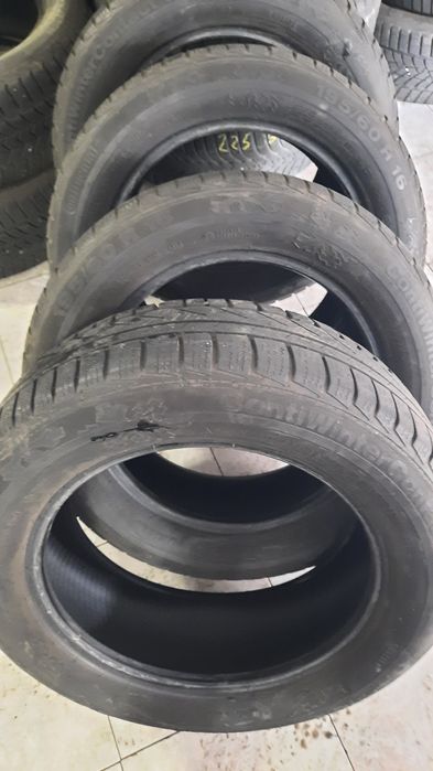 Vand cauciucuri cu uzura foarte mica de iarnă. Vară