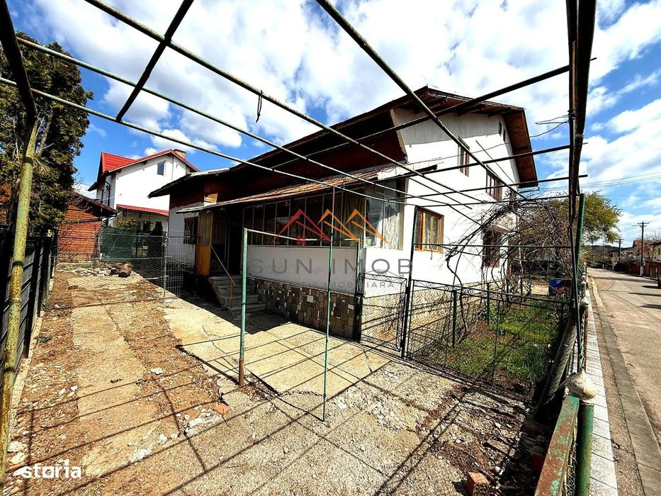Casă P+1E cu teren generos de 697 mp, zona foarte buna Campina, PH