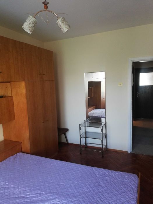 Дава се под наем Двустаен апартамент в Плевен, Идеален център - 72 кв.м за 350 € - Снимка #4