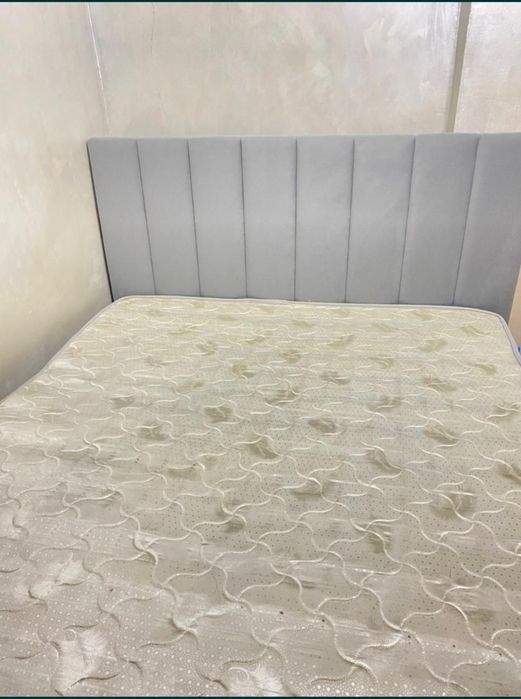 Кровать двуспальная