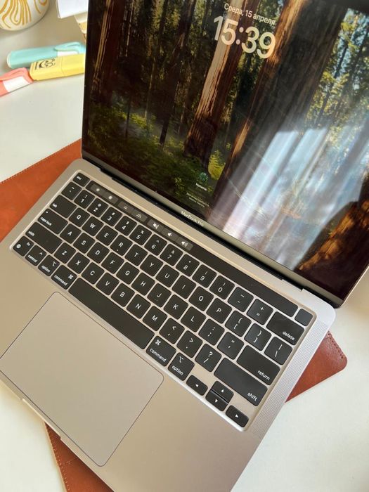 Macbook pro 13 M1 2020 touch bar