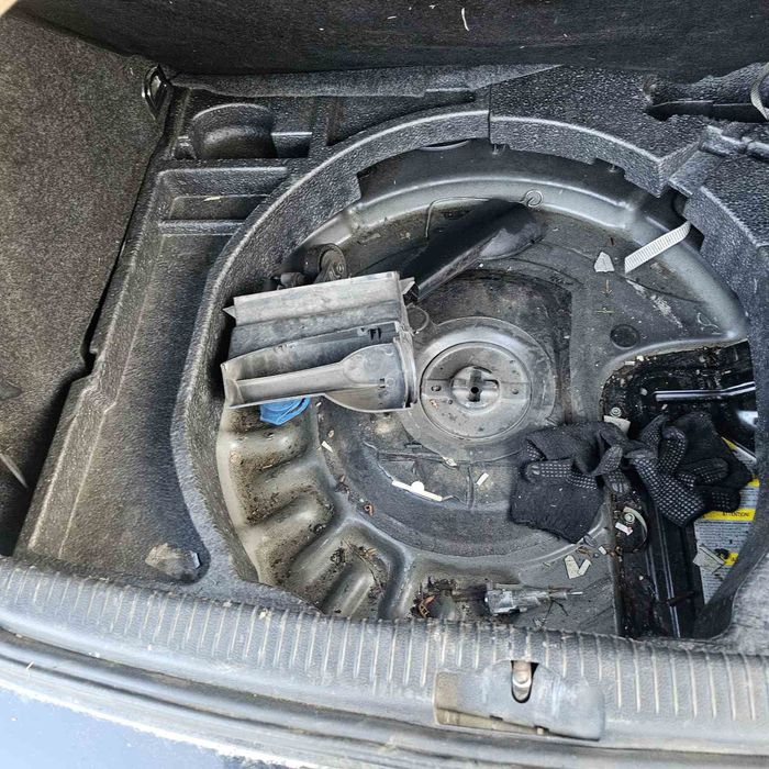 Продавам Голф 5  2.0tdi 140кс 4х4
както и още около 15 Голфа на ЧАСТИ