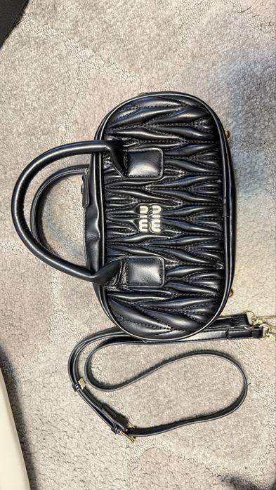 Сумка Miu Miu,  ношено три раза