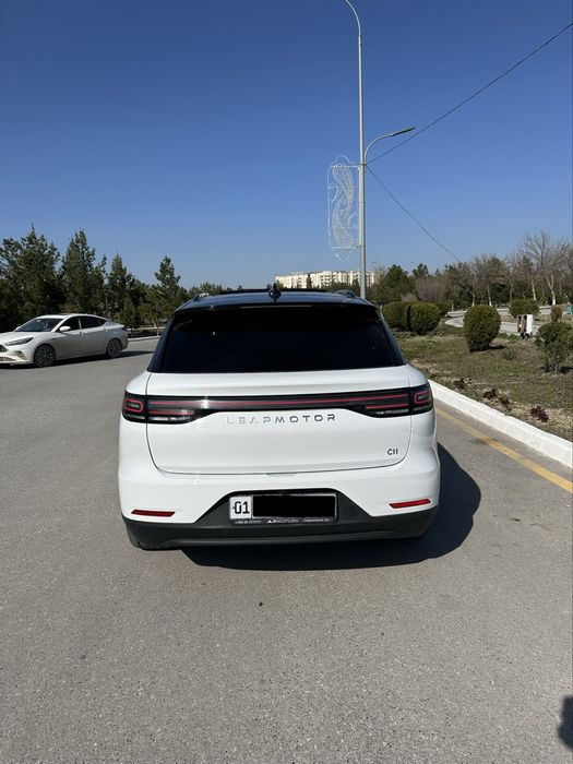 Leapmotor C11 EV 510km электро