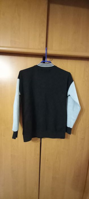 Продам бомбер, размер 44