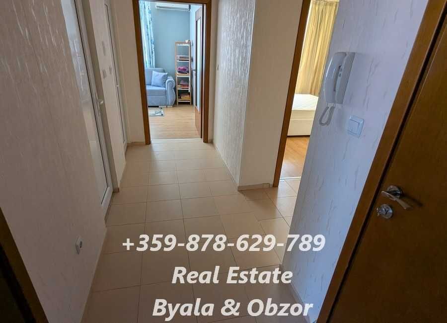 Продава се Тристаен апартамент в Бяла - 140 кв.м за 822 €/кв.м - Снимка #15