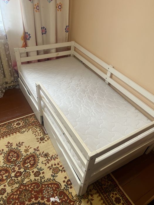 Продам детские кровати 2шт