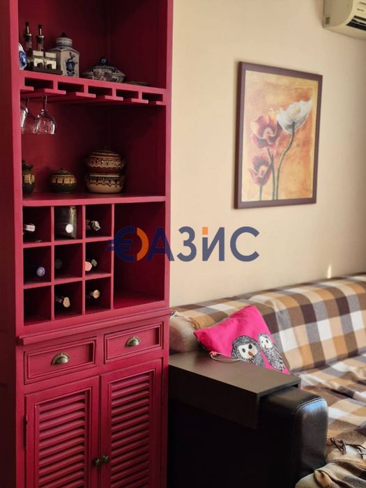 Продава се Двустаен апартамент в к.к. Слънчев бряг - 55 кв.м за 1882 €/кв.м - Снимка #8