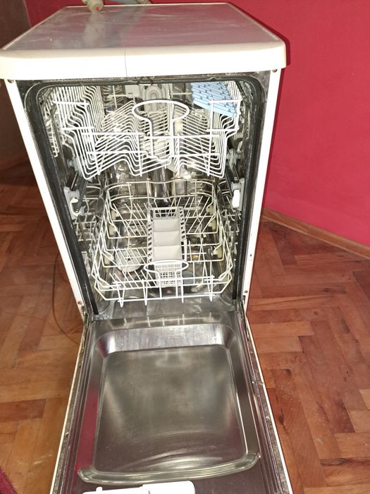 Съдомиална машина