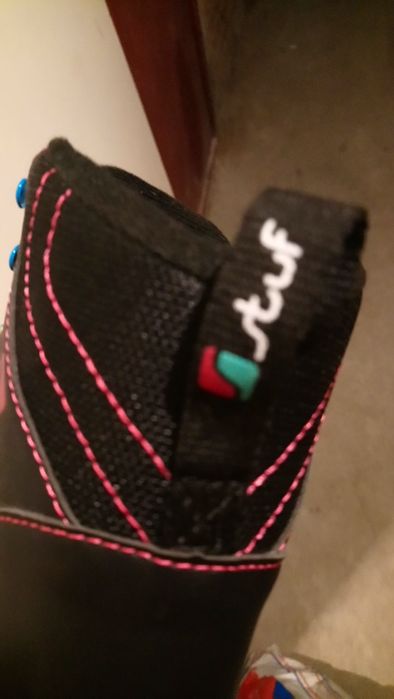 Кънки    STUF   .