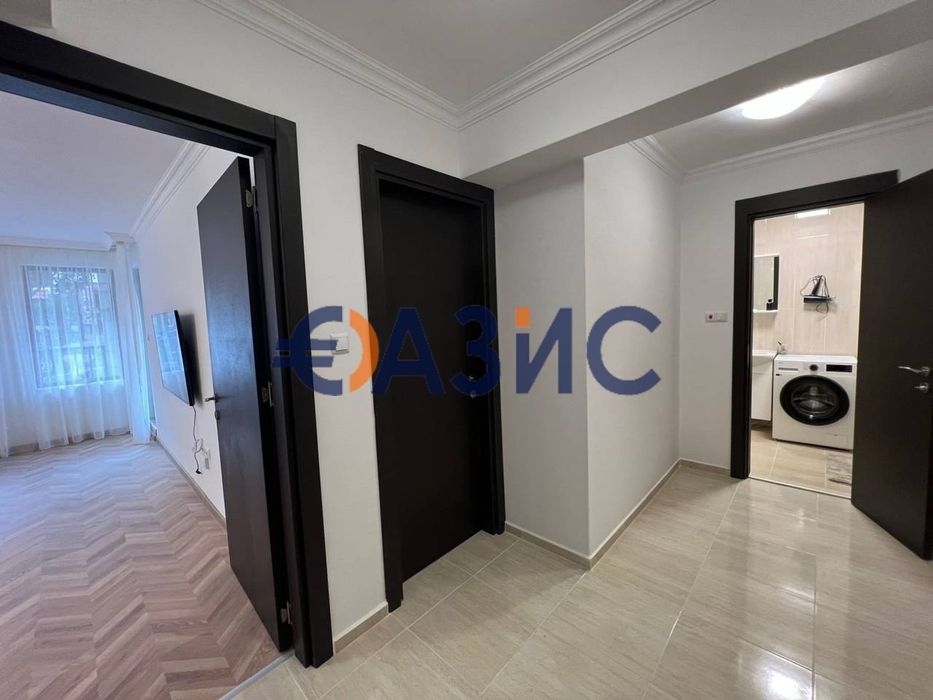 Продава се Двустаен апартамент в Свети Влас - 65 кв.м за 939 €/кв.м - Снимка #4
