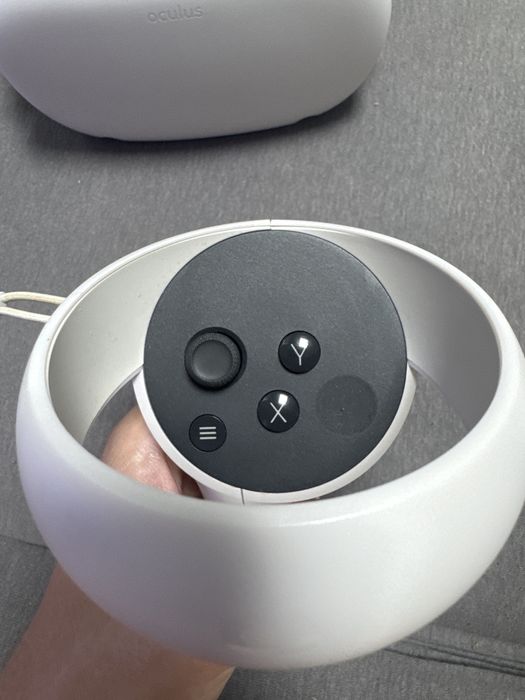 Meta Oculus Quest 2