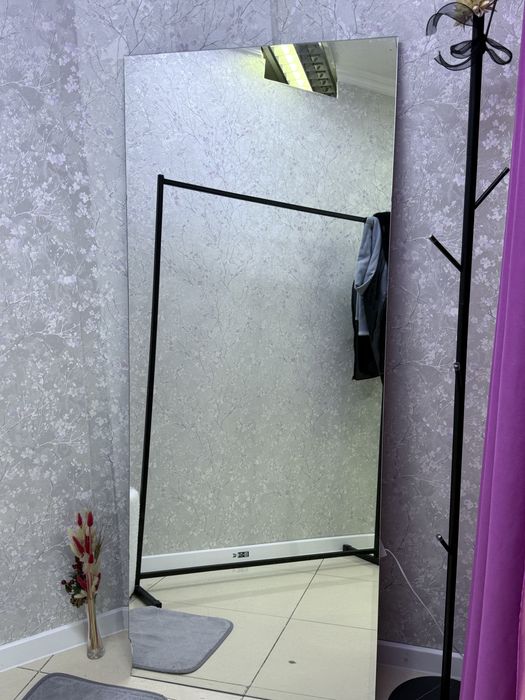 Продам шторы и зеркало