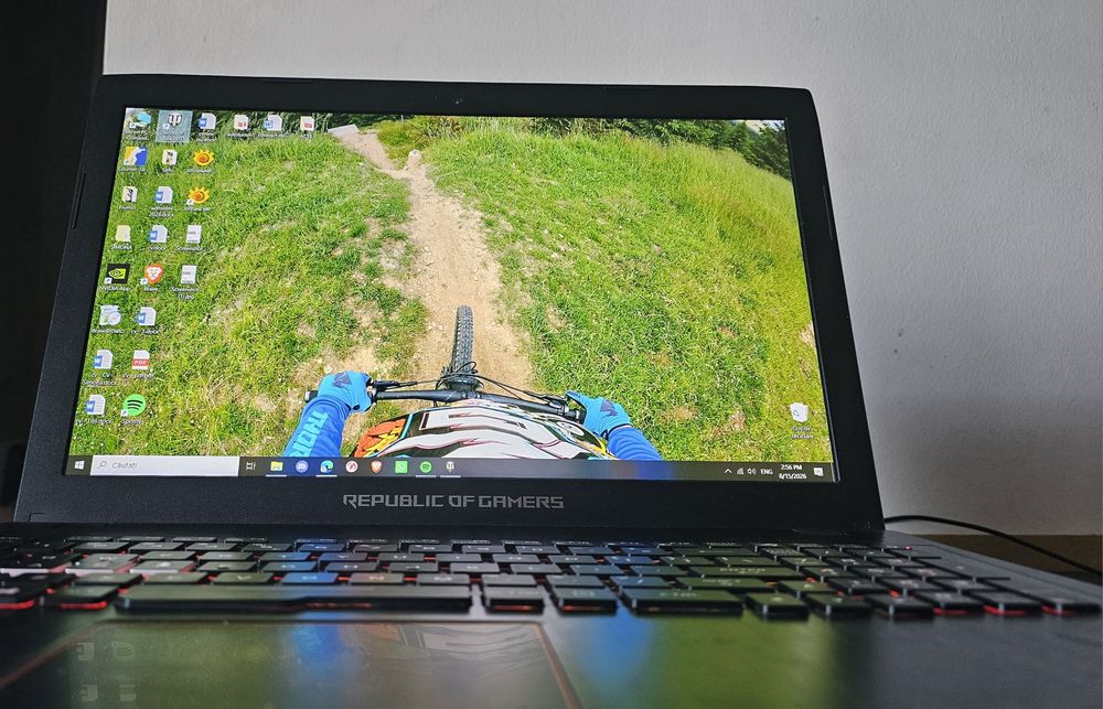 Laptop Asus ROG Strix 16 gb ram
