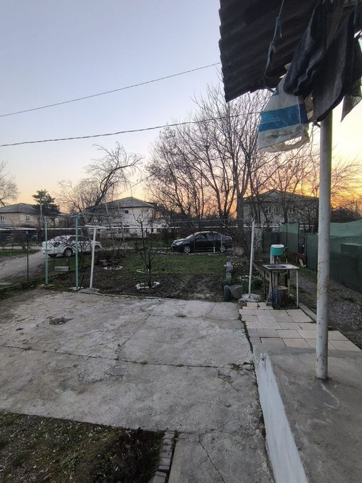 Продам 3 комнатную квартиру. Спутник -3. Первый этаж. 51 кв м