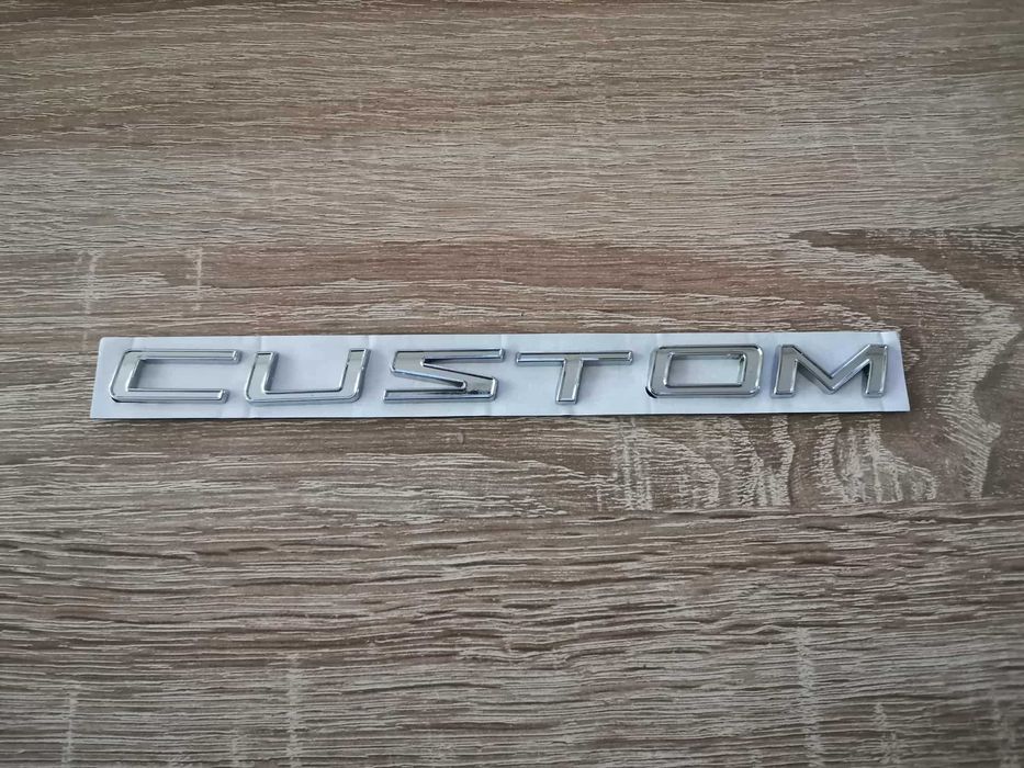 сребриста емблема Custom за Ford