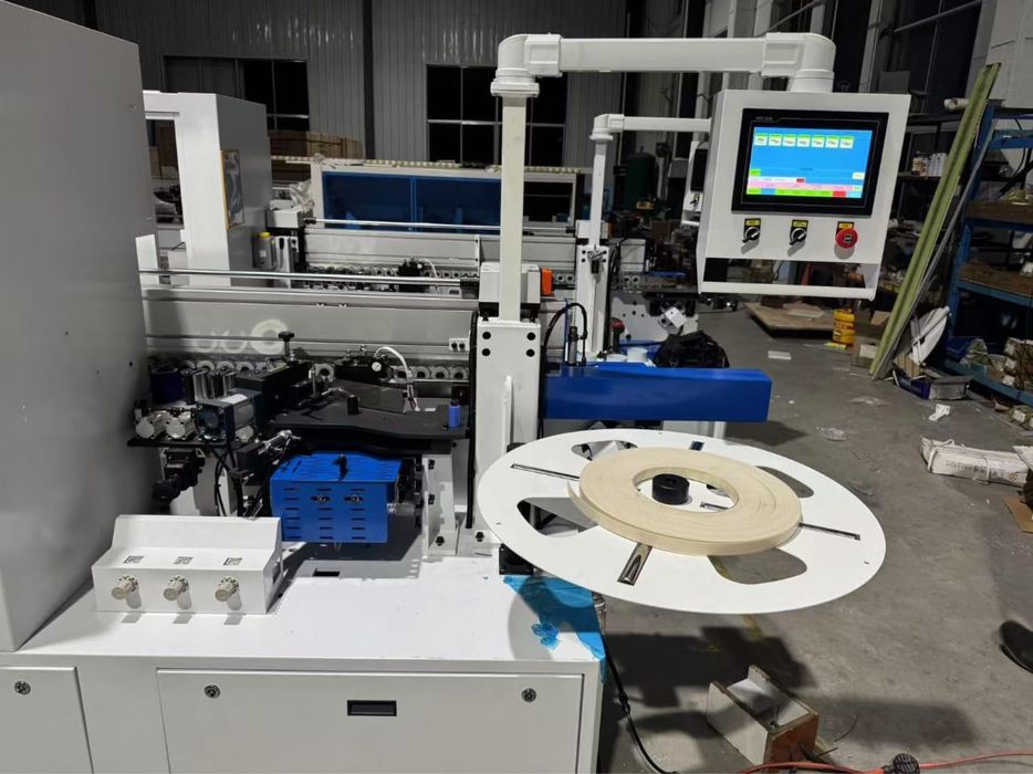 Кромкооблицовочный станок HX-358