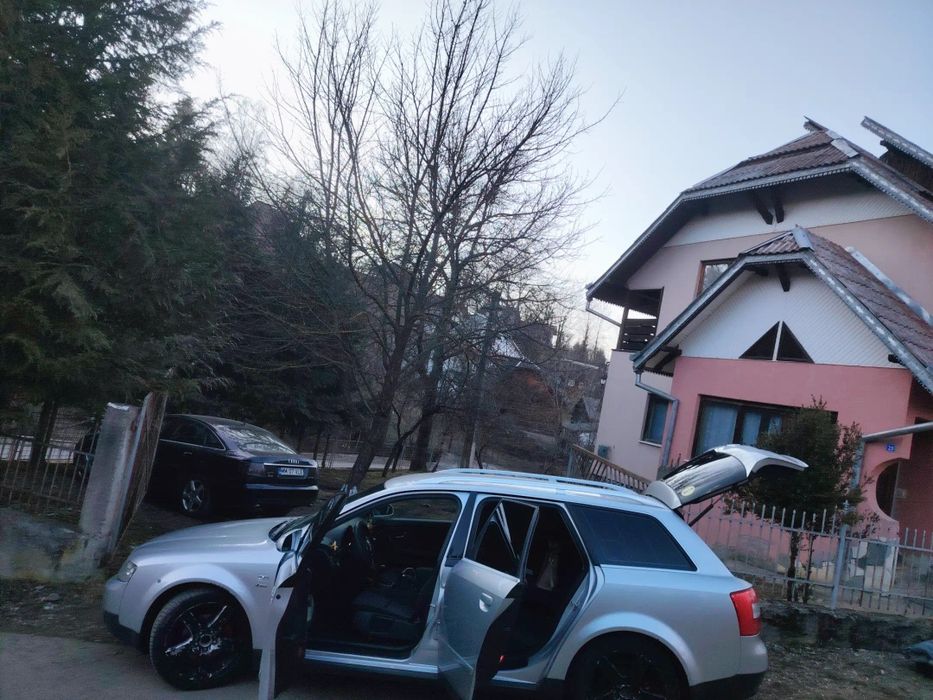 Vând Audi A 4b6 avânt