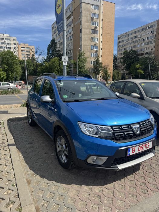 Inchirieri auto  / PRIUS/ Logan /