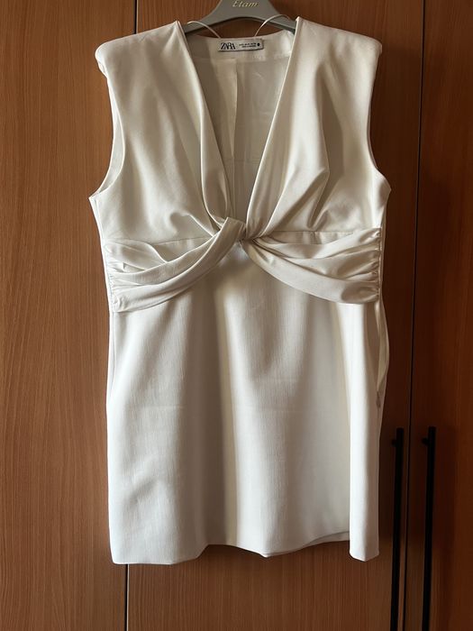 Rochie Zara eleganta alba – marimea XL