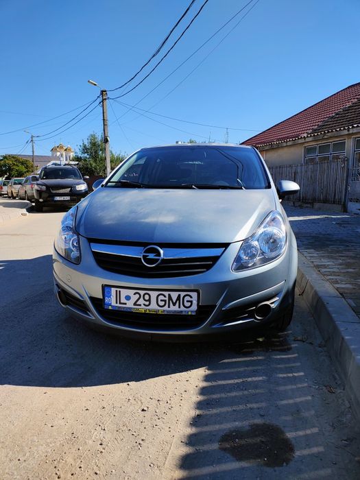 Opel Corsa D 1,2 benzină