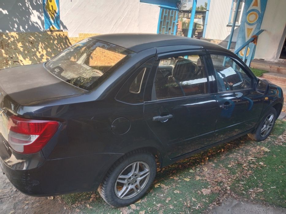 Продам Лада Гранта 2013
