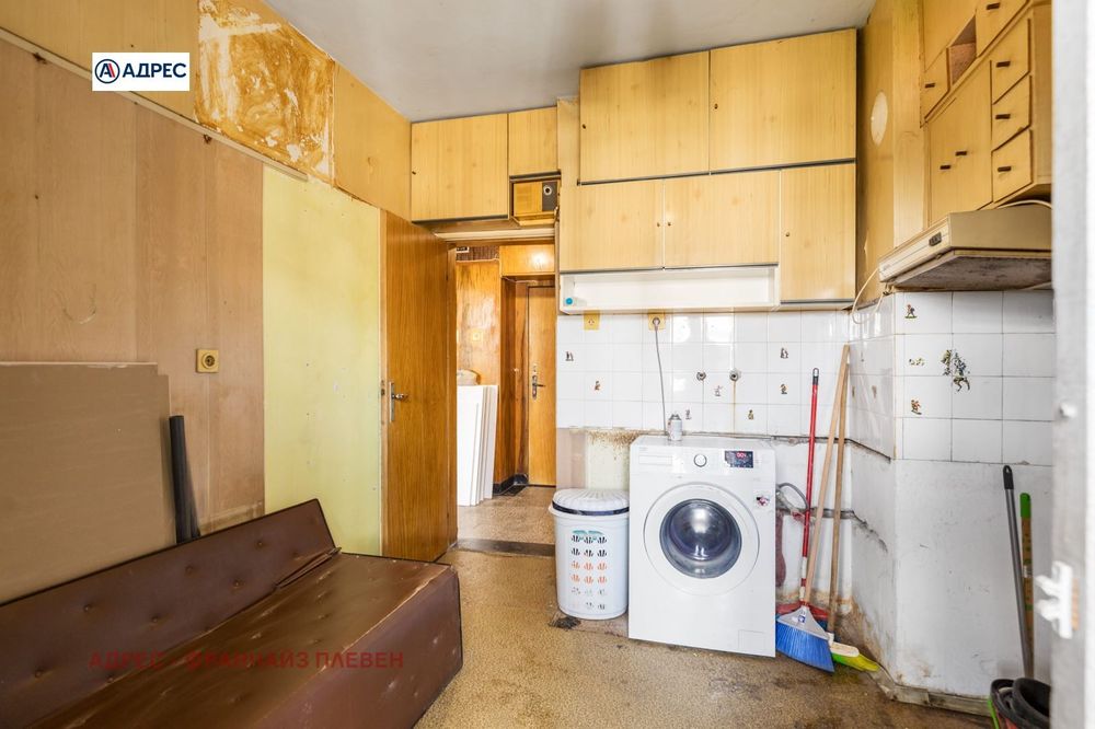 Продава се Двустаен апартамент в Плевен, Сторгозия - 66 кв.м за 1425 €/кв.м - Снимка #4