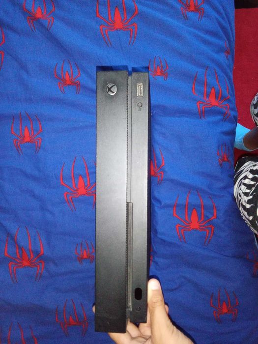 Конзола Xbox one