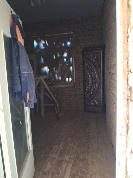 Hovli sotiladi 4sotixli