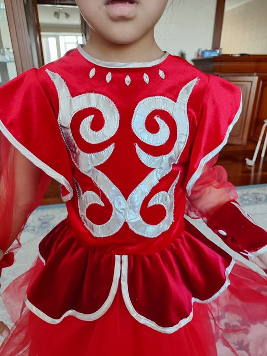 Қазақ көйлек прокатқа беріледі, 5-6 жасқа.