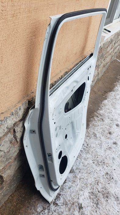 Задна дясна врата VW Tiguan Allspace 2015-23g.   (#482)