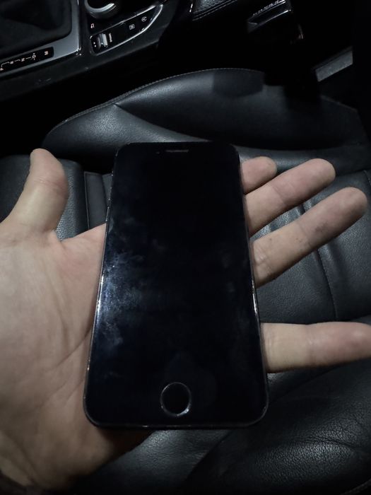 iphone se yaxshi xolatda