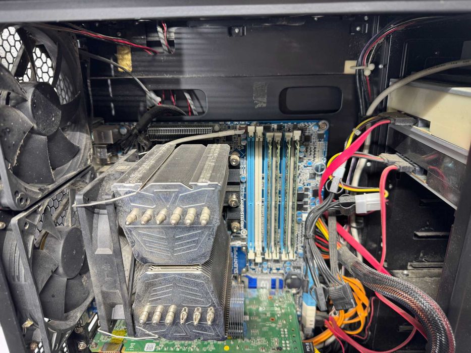 Компютър гейминг - i7core/GPU 2x Nvidia GTX555/RAM 16GB/HDD2GB/1000W