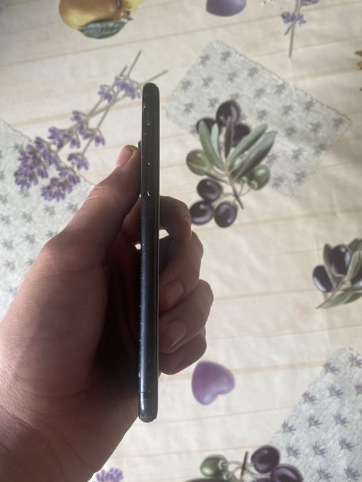 Айфон 7 сатылады