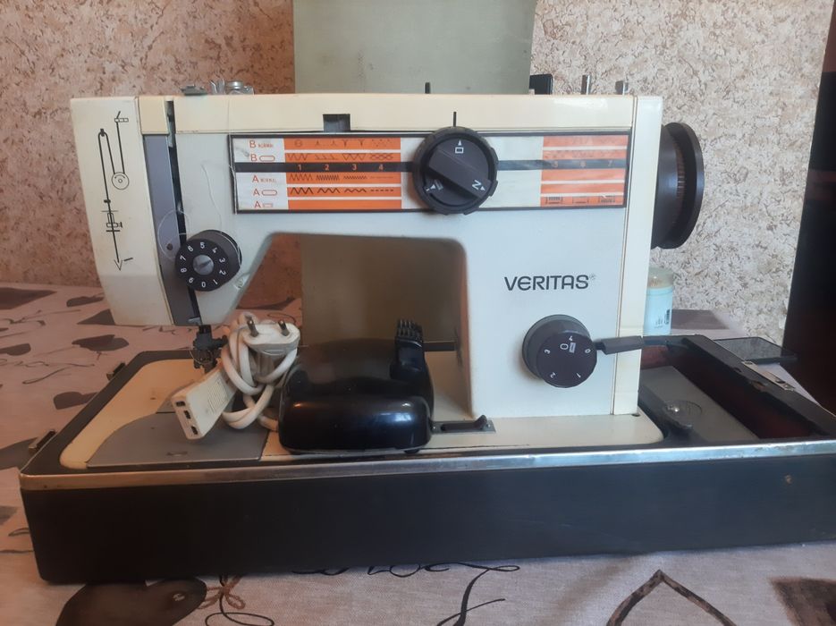Швейная машина Веритас