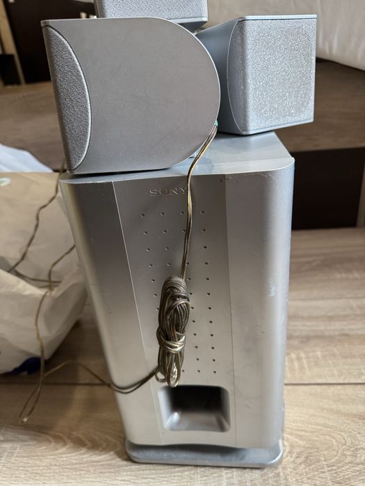 Soni тонколони и буфер