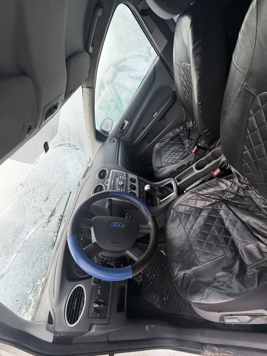 Bara fata capota trager faruri radiatoare Ford focus 2 1.6 tdci