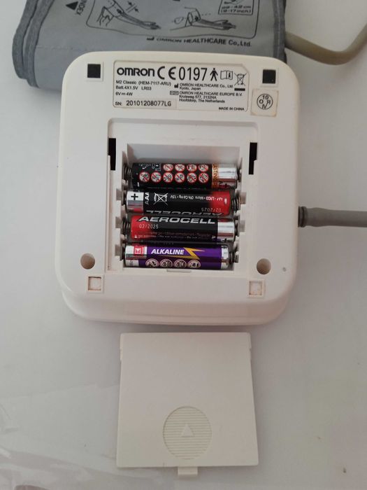 Апарат Omron за измеряване на кръвно налягане