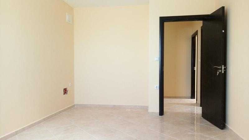 Дава се под наем Четиристаен апартамент в Бургас, Лазур - 112 кв.м за 235 € - Снимка #9