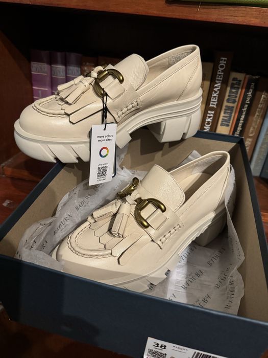 Официални обувки Badura