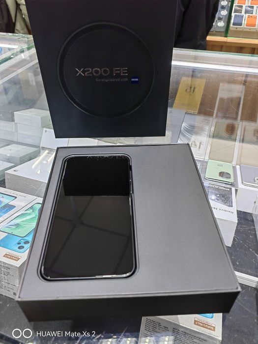 Vivo X200 FE 5G 12/512GB в идеальном состоянии с гарантией!