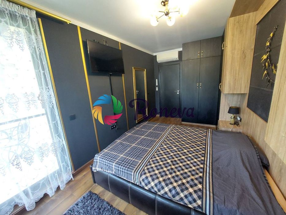 Продава се Тристаен апартамент в Варна, Бриз - 130 кв.м за 2307 €/кв.м - Снимка #8