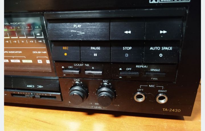 Vând Onkyo Cass Deck ta 2430