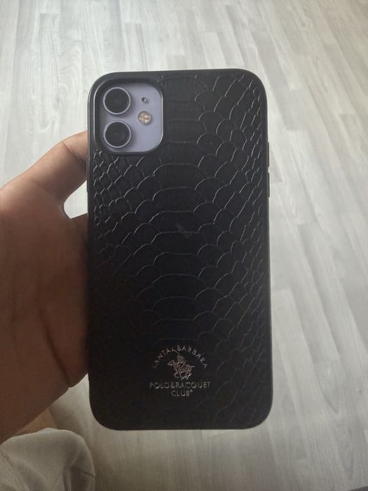 Продам айфон  11