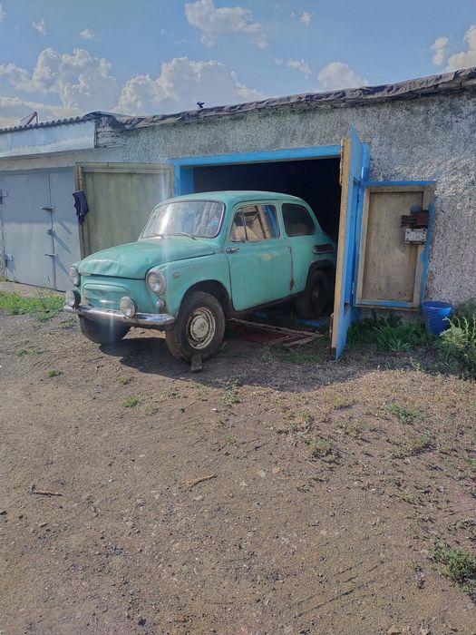 Продаю реликвию Запорожец 965